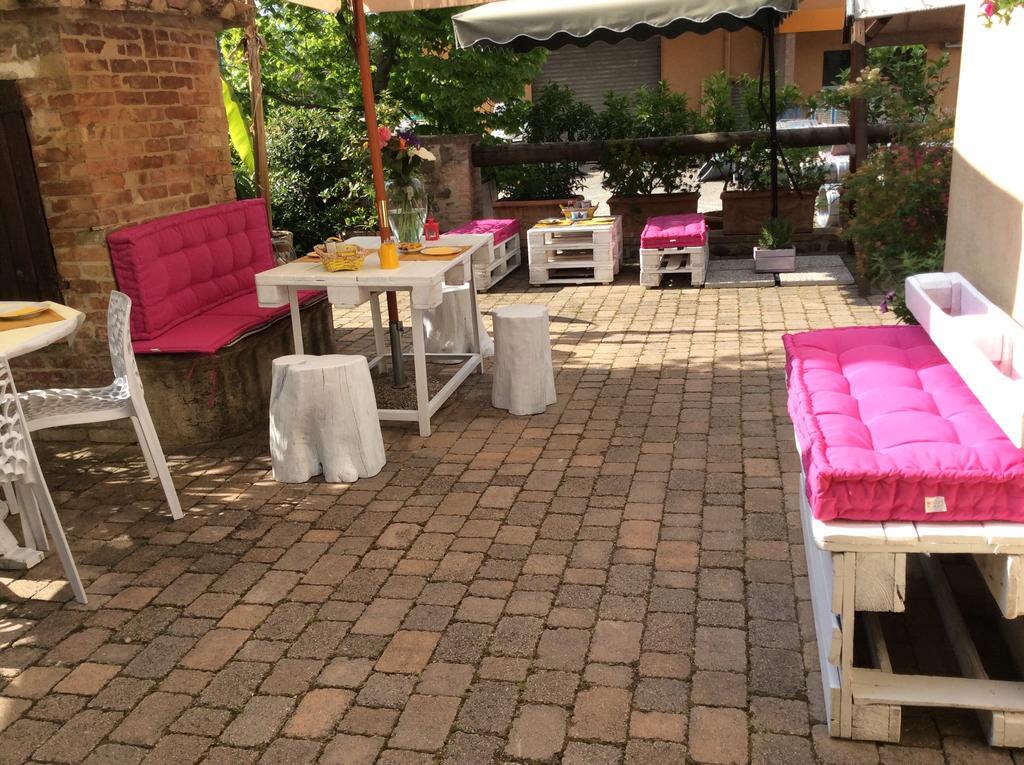 Giannetti Bed & Breakfast Poggio alle Mura ภายนอก รูปภาพ