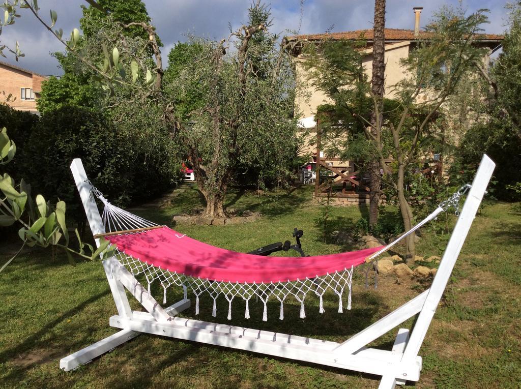 Giannetti Bed & Breakfast Poggio alle Mura ภายนอก รูปภาพ